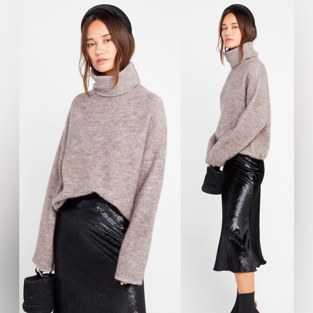 Nwot Carra Turtleneck Sweater With String - image 5